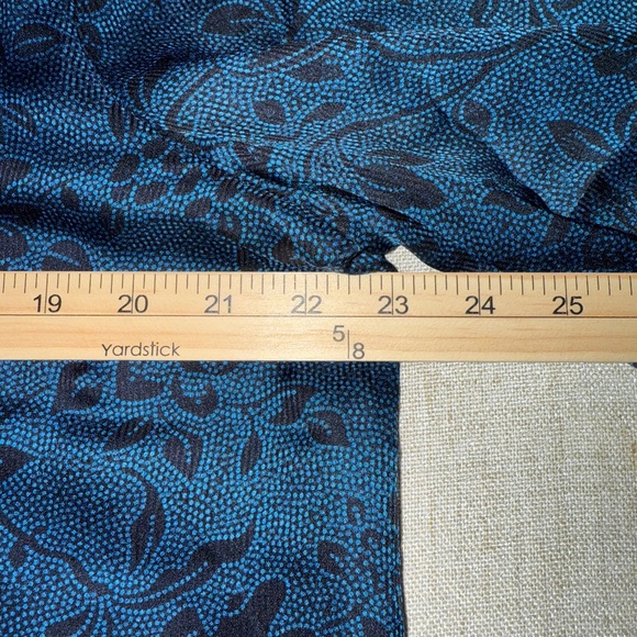 Ann Taylor | Women's Petite Floral Ruffle Collar Tie Bow Blouse | Size XLP - Picture 8 of 9